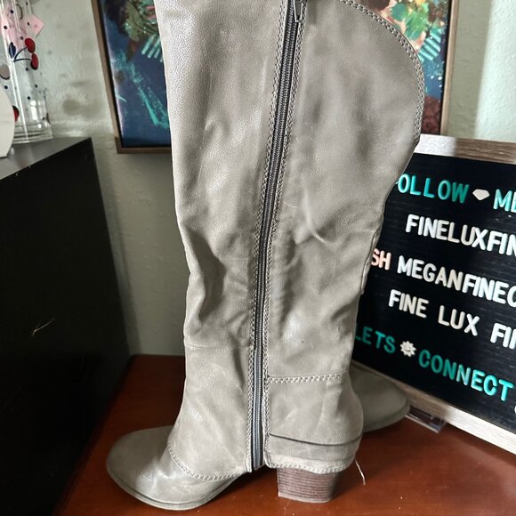 Fergalicious Lexy Mid-Height Western Boot - EUC - Picture 2 of 8